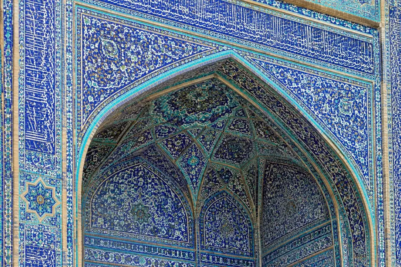 Architecture & Heritage
